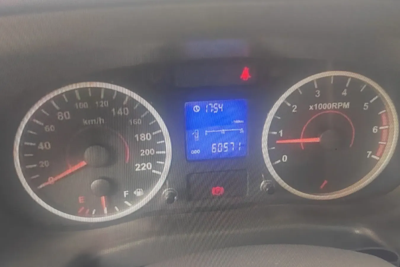 2011 Chery E5 1.5L 109HP L4 5MT,autocango,china used car exporter,china ev exporter,chinese used car exporter,chinese used ev exporter