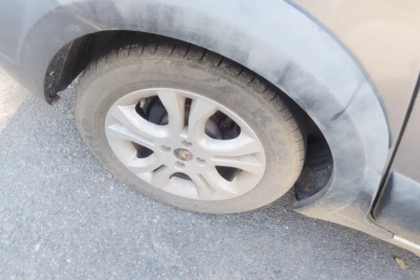 2012 DongFeng Forthing Joyear 1.5L 120HP L4 5MT,autocango,china used car exporter,china ev exporter,chinese used car exporter,chinese used ev exporter