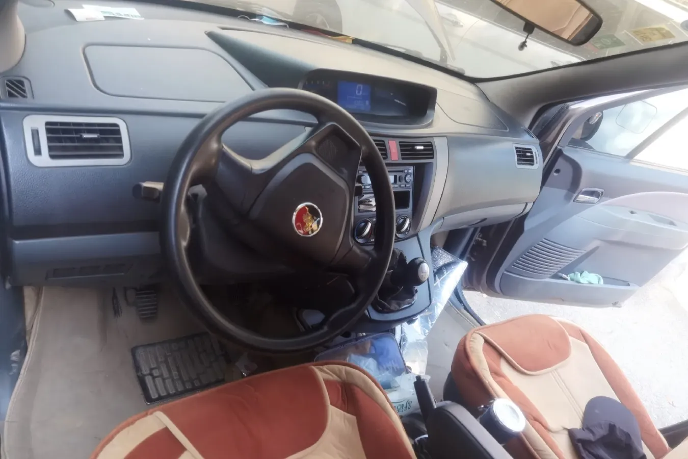 2012 DongFeng Forthing Joyear 1.5L 120HP L4 5MT,autocango,china used car exporter,china ev exporter,chinese used car exporter,chinese used ev exporter