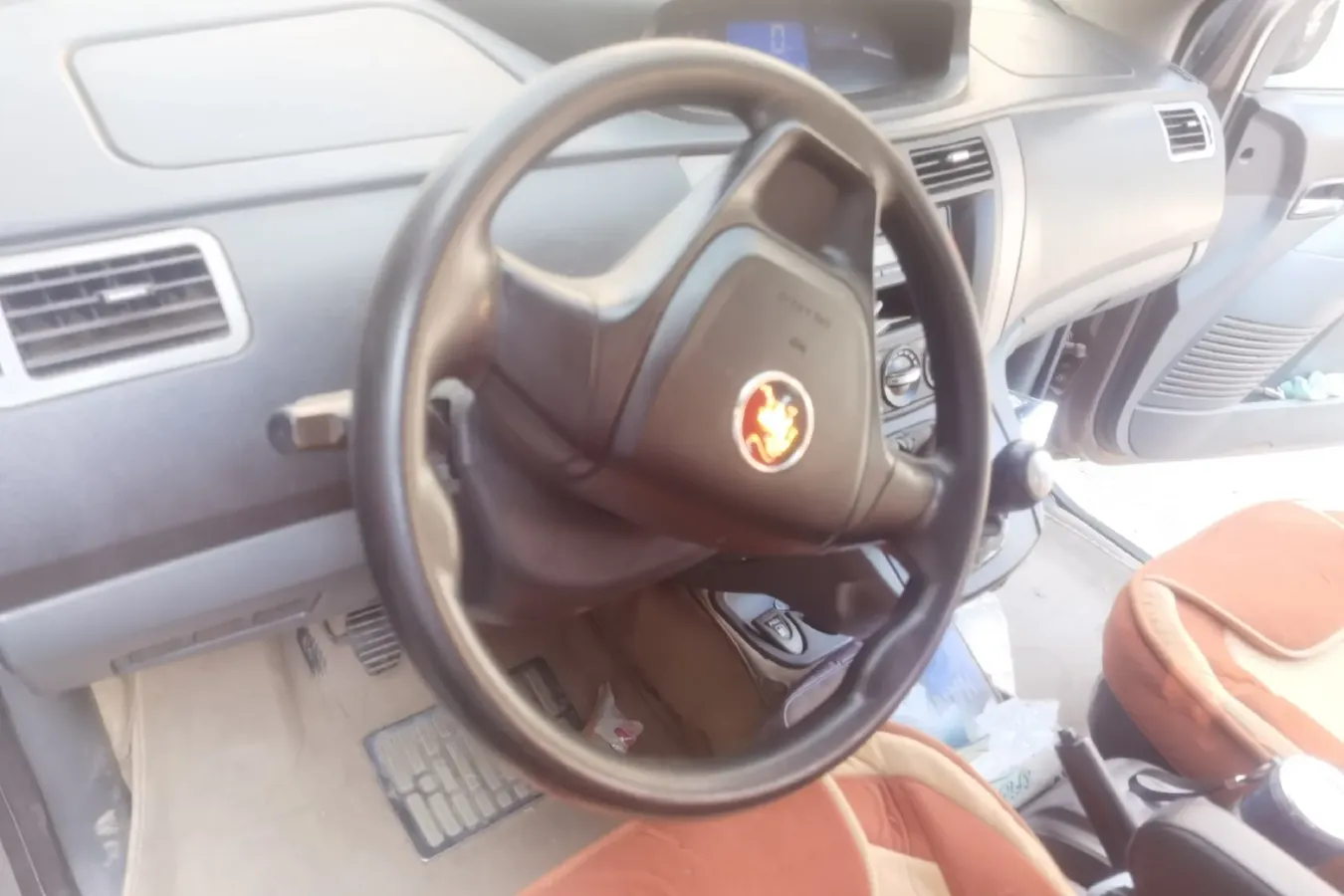 2012 DongFeng Forthing Joyear 1.5L 120HP L4 5MT,autocango,china used car exporter,china ev exporter,chinese used car exporter,chinese used ev exporter