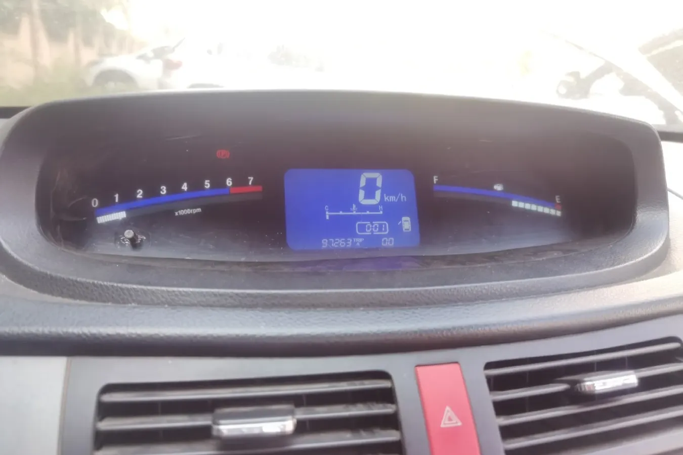 2012 DongFeng Forthing Joyear 1.5L 120HP L4 5MT,autocango,china used car exporter,china ev exporter,chinese used car exporter,chinese used ev exporter