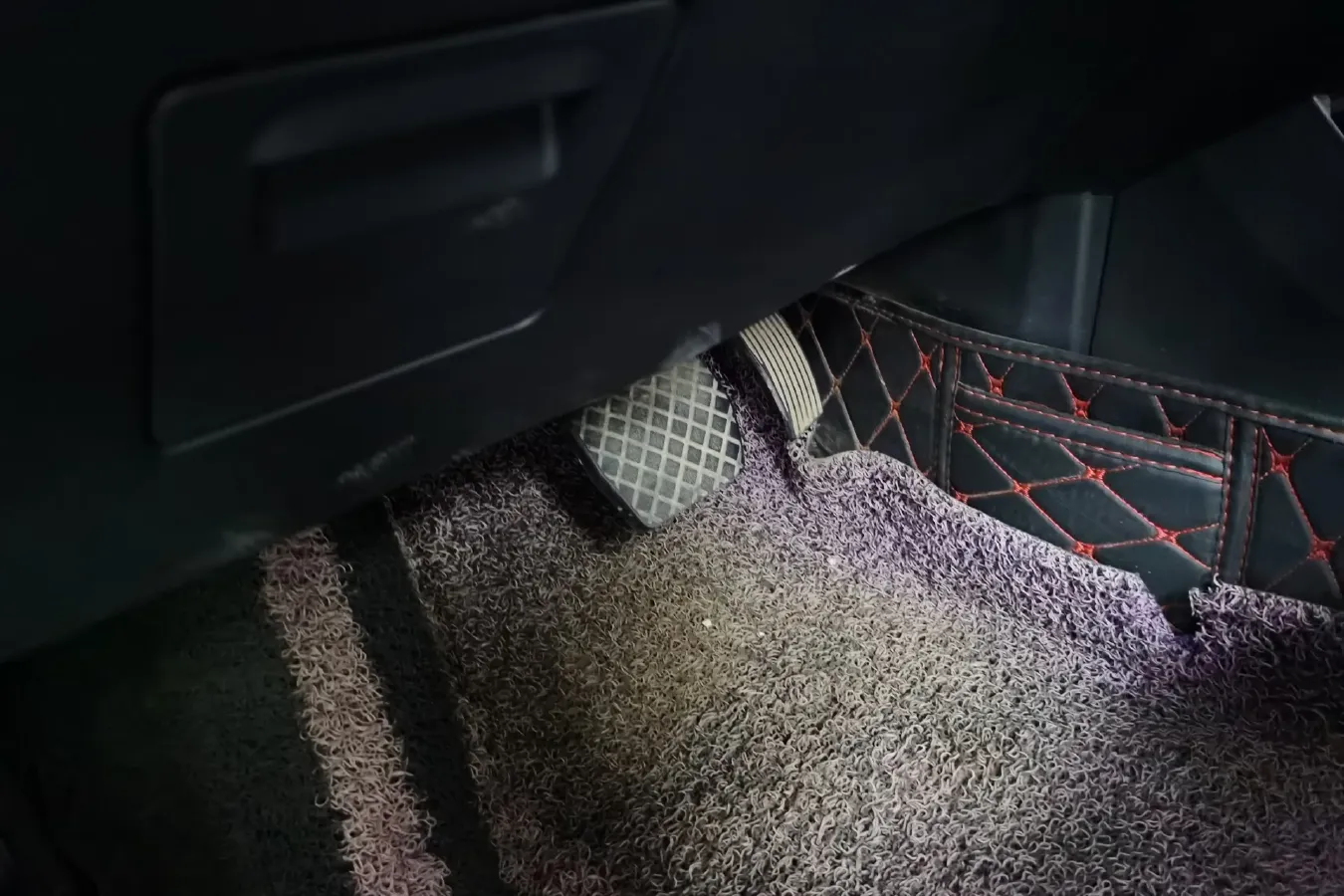 2017 Zotye SR7 1.5T 150HP L4 CVT,autocango,china used car exporter,china ev exporter,chinese used car exporter,chinese used ev exporter