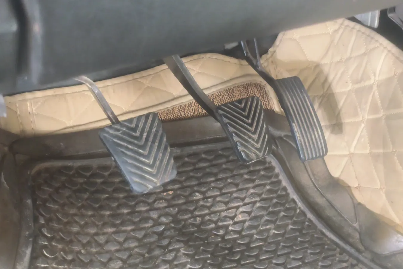 2010 HawTai Terracan 2.4L 125HP L4 5MT,autocango,china used car exporter,china ev exporter,chinese used car exporter,chinese used ev exporter