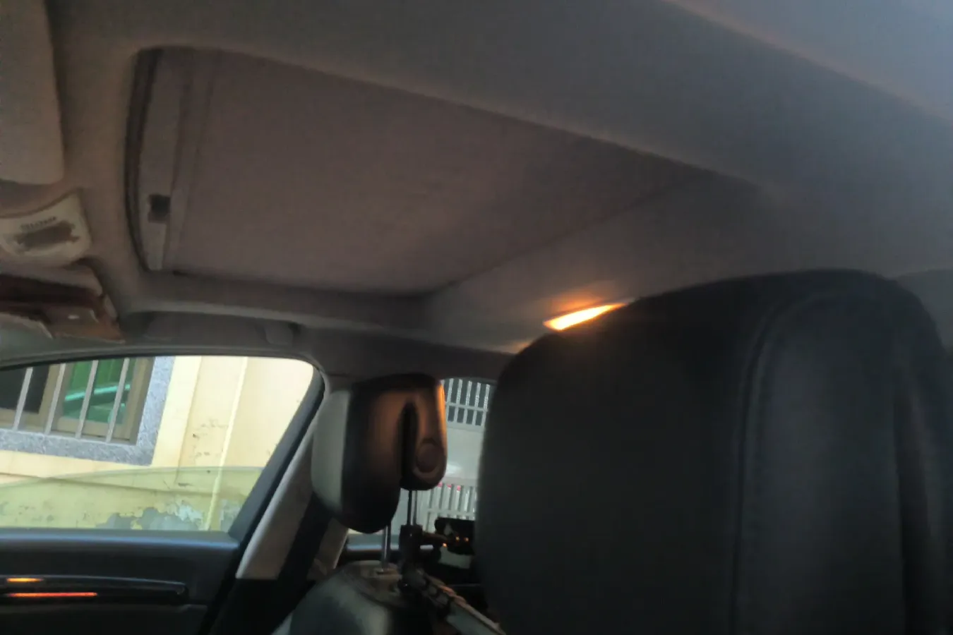 2012 Renault  Talisman 2.5L 190HP V6 6AT,autocango,china used car exporter,china ev exporter,chinese used car exporter,chinese used ev exporter