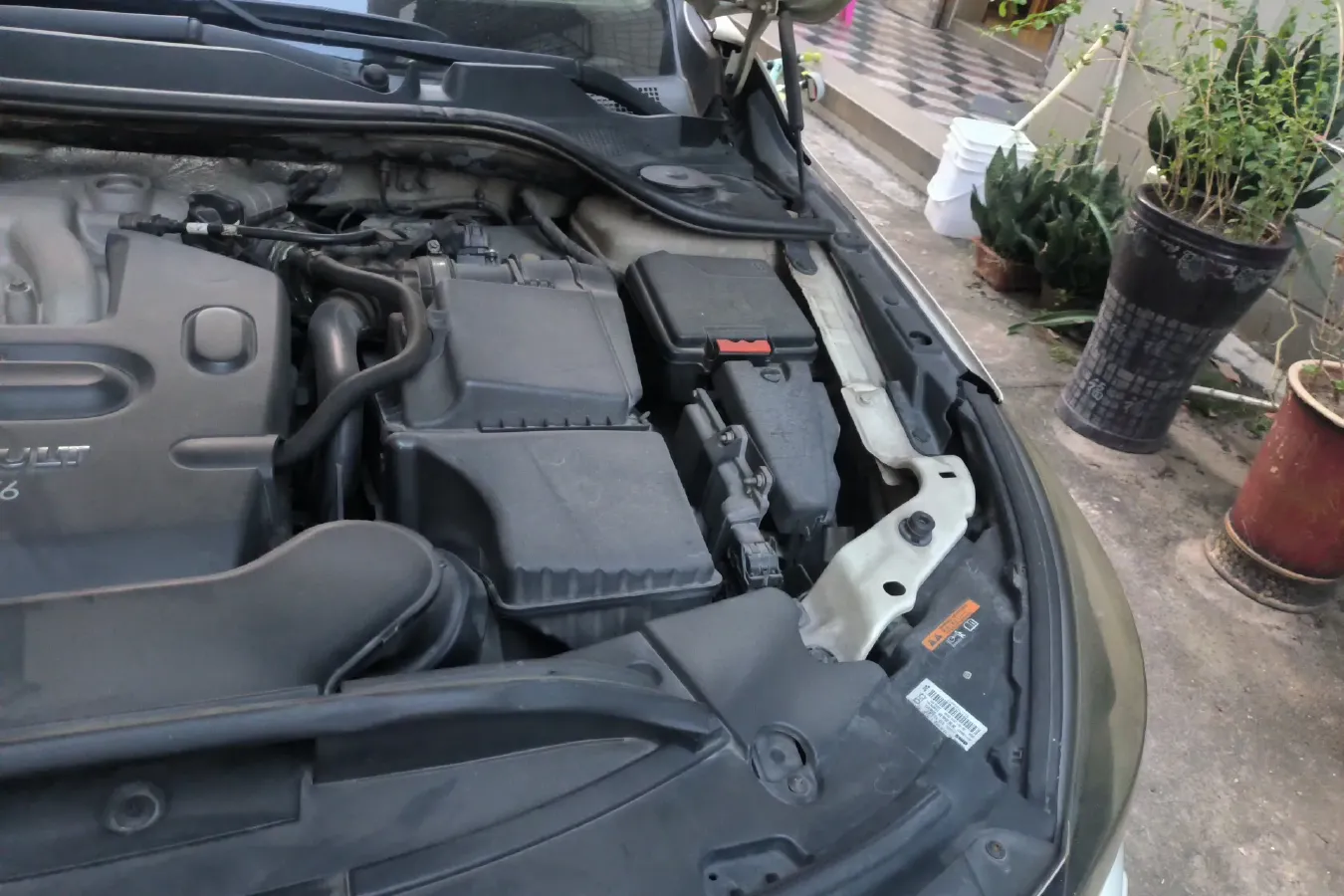 2012 Renault  Talisman 2.5L 190HP V6 6AT,autocango,china used car exporter,china ev exporter,chinese used car exporter,chinese used ev exporter