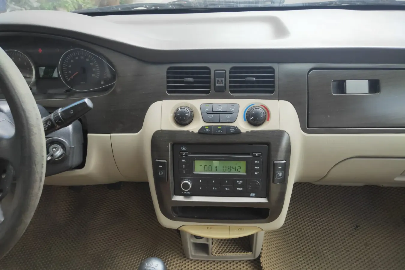 2011 JAC Refine 2.4L 150HP L4 5MT,autocango,china used car exporter,china ev exporter,chinese used car exporter,chinese used ev exporter