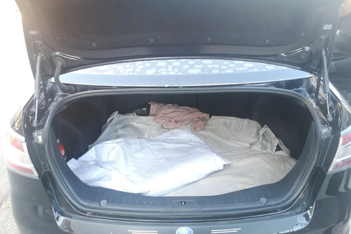 2012 Bestune B90 2.0L 146HP L4 6MT,autocango,china used car exporter,china ev exporter,chinese used car exporter,chinese used ev exporter