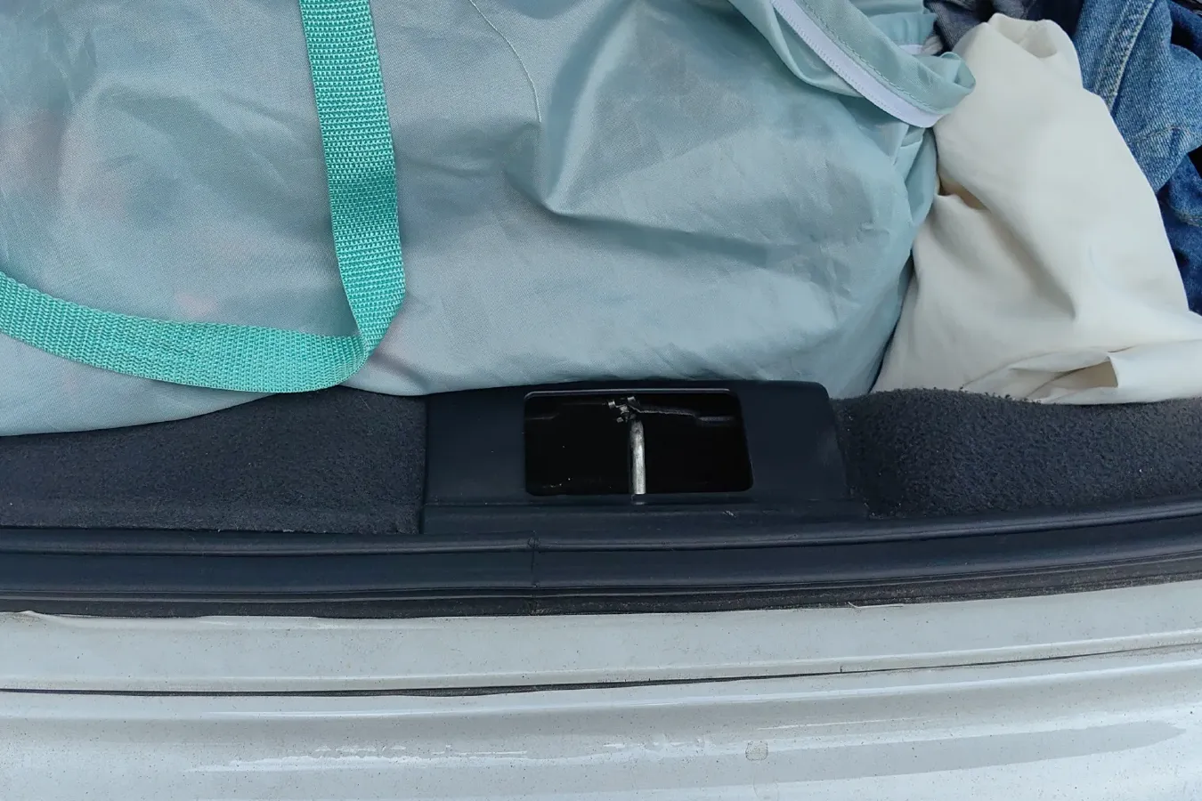 2010 Maserati GranCabrio 4.7L 439HP V8 6AT,autocango,china used car exporter,china ev exporter,chinese used car exporter,chinese used ev exporter