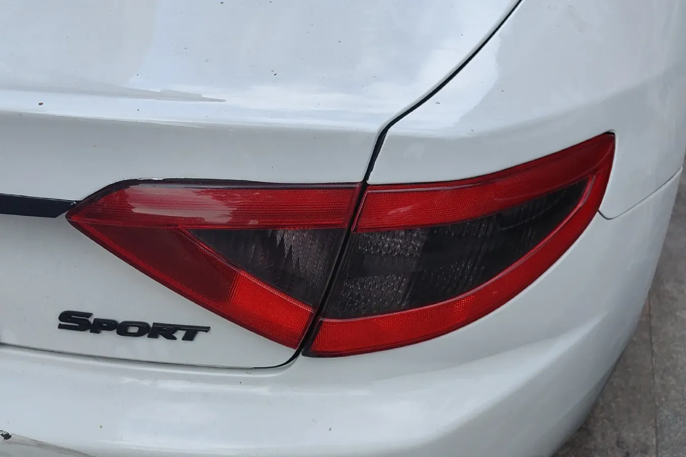 2010 Maserati GranCabrio 4.7L 439HP V8 6AT,autocango,china used car exporter,china ev exporter,chinese used car exporter,chinese used ev exporter