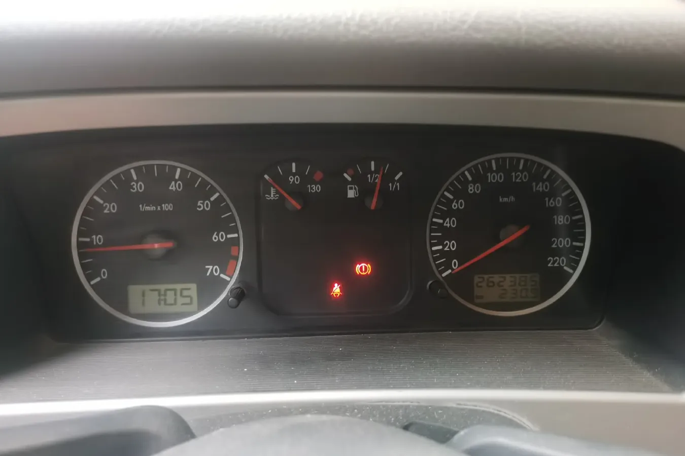 2008 Volkswagen Santana Vista 1.8L 101HP L4 5MT,autocango,china used car exporter,china ev exporter,chinese used car exporter,chinese used ev exporter