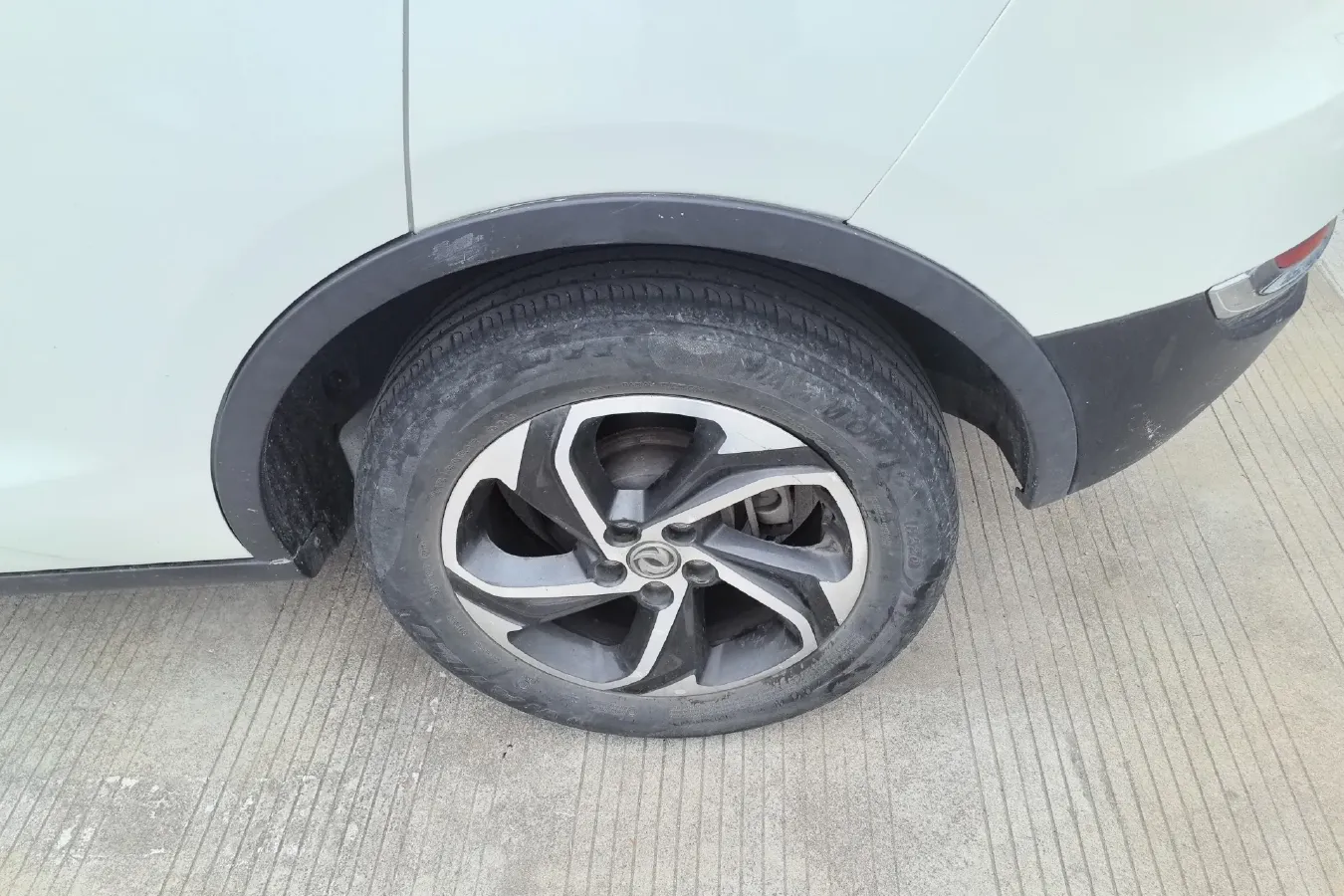 2017 DongFeng Aeolus AX5 1.4T 140HP L4 5MT,autocango,china used car exporter,china ev exporter,chinese used car exporter,chinese used ev exporter