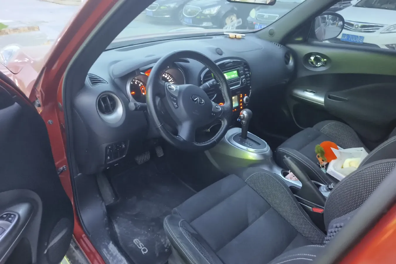 2014 Infiniti ESQ 1.6L 116HP L4 CVT,autocango,china used car exporter,china ev exporter,chinese used car exporter,chinese used ev exporter