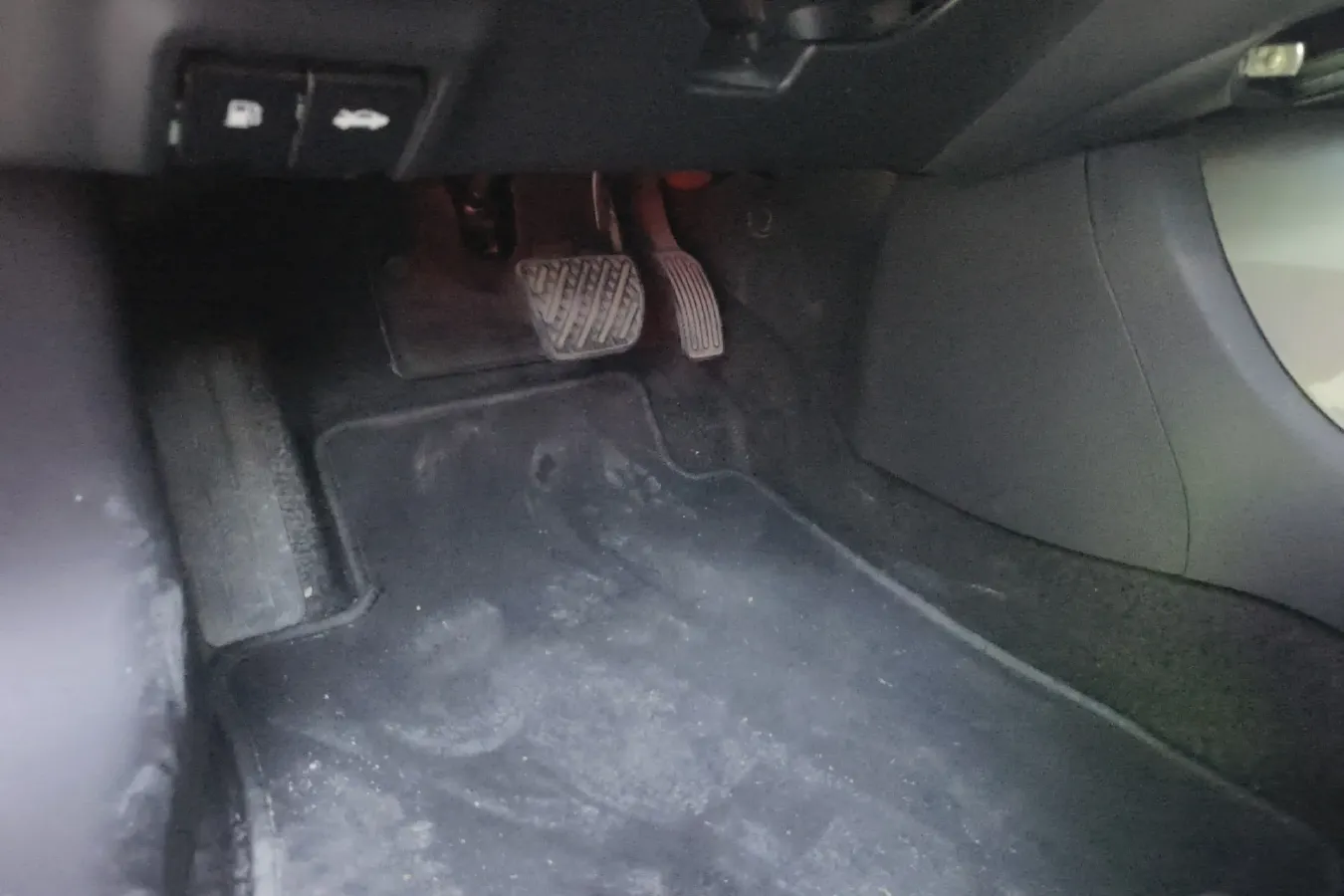 2014 Infiniti ESQ 1.6L 116HP L4 CVT,autocango,china used car exporter,china ev exporter,chinese used car exporter,chinese used ev exporter