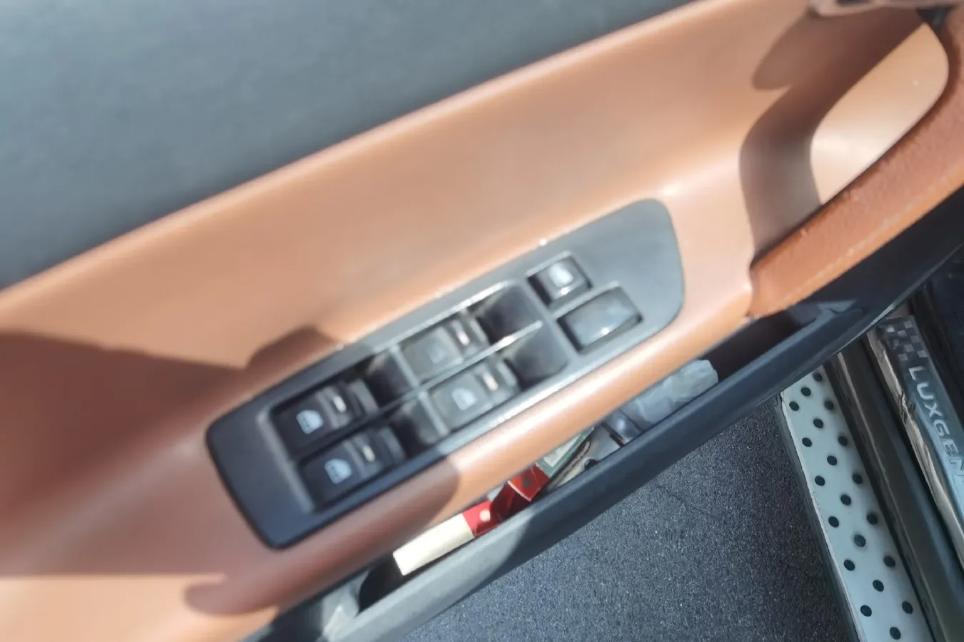 2013 Luxgen Grand7 SUV 2.2T 178HP L4 5AT,autocango,china used car exporter,china ev exporter,chinese used car exporter,chinese used ev exporter