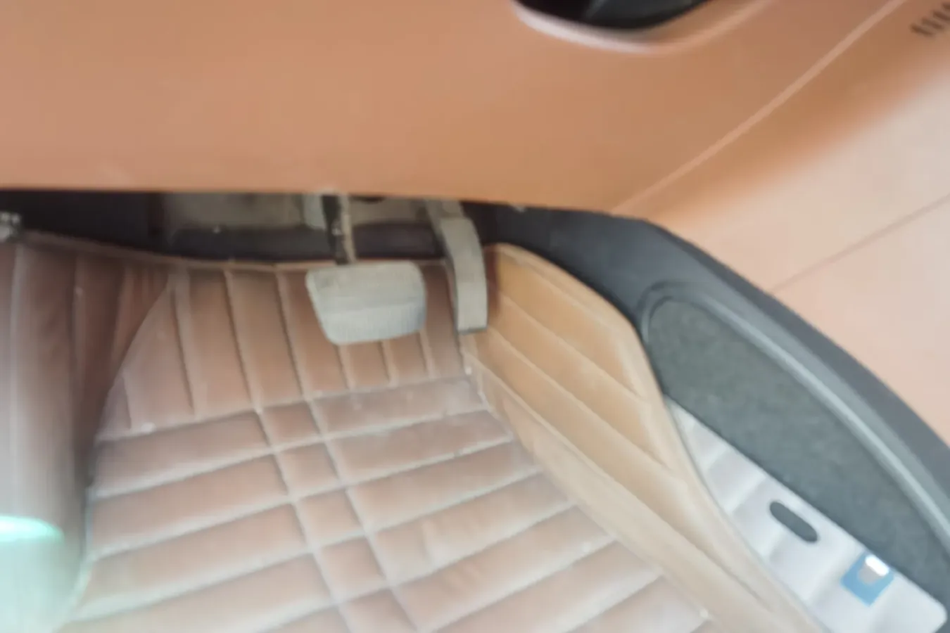 2013 Luxgen Grand7 SUV 2.2T 178HP L4 5AT,autocango,china used car exporter,china ev exporter,chinese used car exporter,chinese used ev exporter