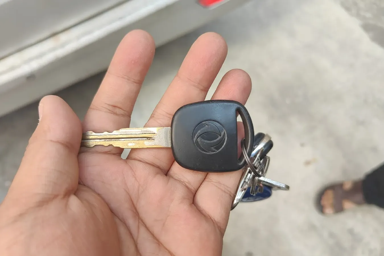 2012 DongFeng DFSK C37 1.4L 101HP L4 5MT,autocango,china used car exporter,china ev exporter,chinese used car exporter,chinese used ev exporter