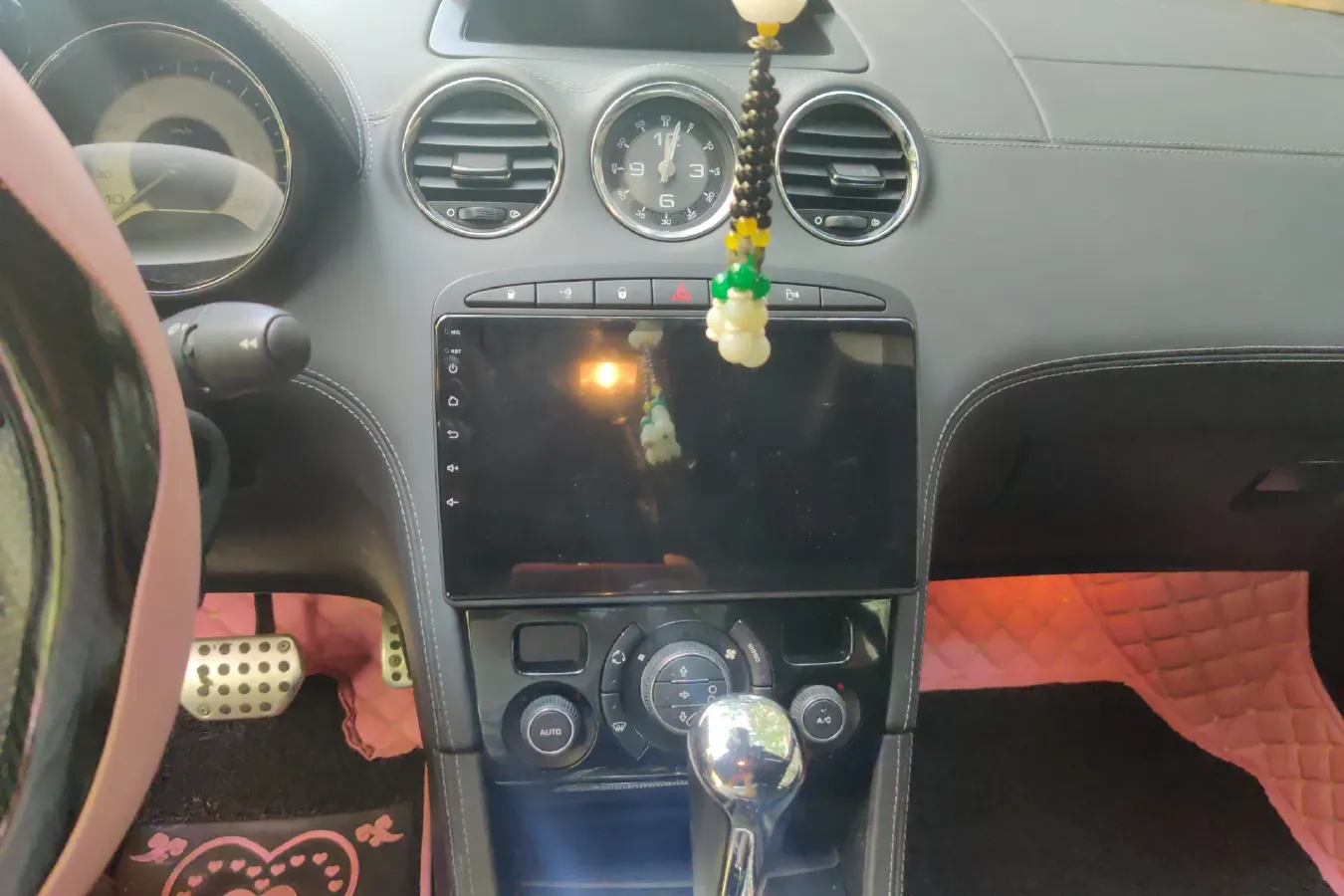 2011 Peugeot RCZ 1.6T 156HP L4 6AT,autocango,china used car exporter,china ev exporter,chinese used car exporter,chinese used ev exporter