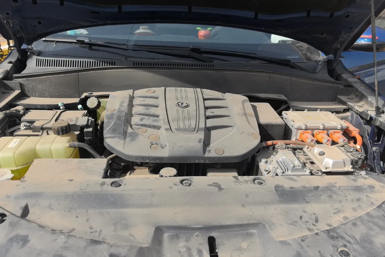 2019 DongFeng Fengon Fengon E3 Range Extended 84HP REEV 17.28KWH,autocango,china used car exporter,china ev exporter,chinese used car exporter,chinese used ev exporter