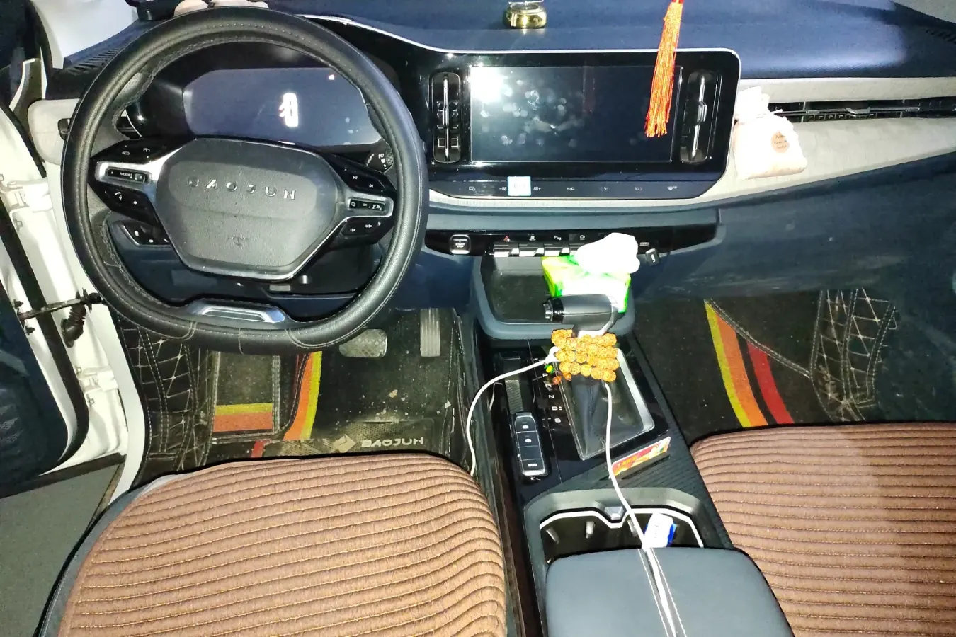 2019 BaoJun RM-5 1.5T 147HP L4 CVT,autocango,china used car exporter,china ev exporter,chinese used car exporter,chinese used ev exporter