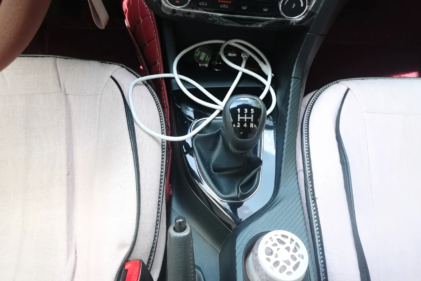 2019 Soueast A5 1.5L 120HP L4 5MT,autocango,china used car exporter,china ev exporter,chinese used car exporter,chinese used ev exporter