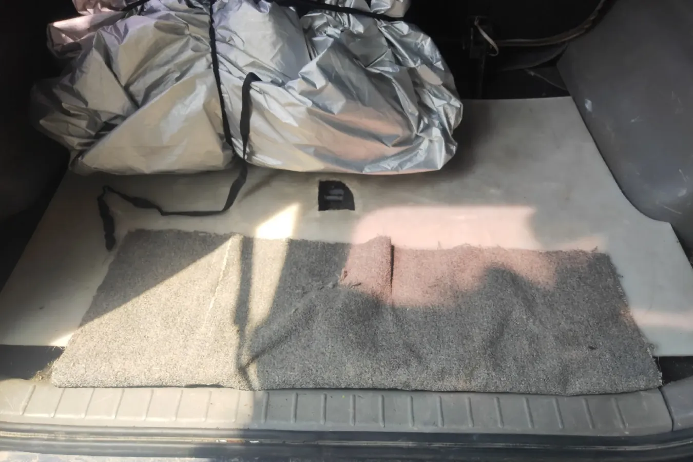 2014 BAIC WeiWang M20 1.5L 102HP L4 5MT,autocango,china used car exporter,china ev exporter,chinese used car exporter,chinese used ev exporter