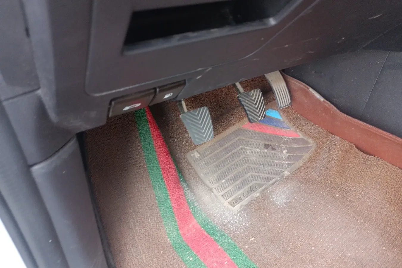 2017 ChangAn Oshan A800 1.6L 125HP L4 5MT,autocango,china used car exporter,china ev exporter,chinese used car exporter,chinese used ev exporter