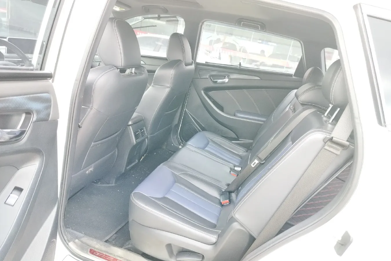 2019 DongFeng Fengon 580 1.8L 133HP L4 E-CVT PHEV 12.69KWH,autocango,china used car exporter,china ev exporter,chinese used car exporter,chinese used ev exporter