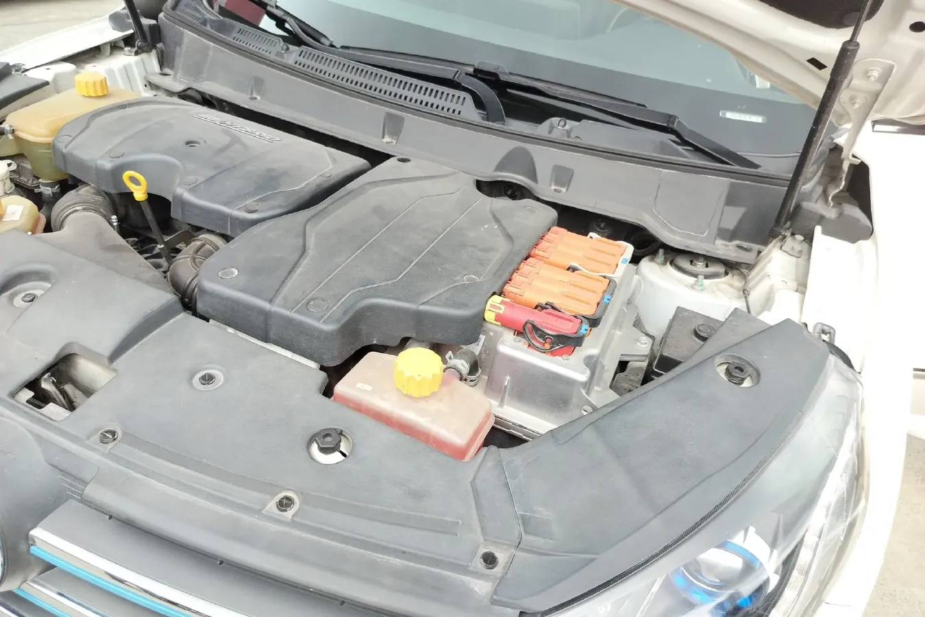 2019 DongFeng Fengon 580 1.8L 133HP L4 E-CVT PHEV 12.69KWH,autocango,china used car exporter,china ev exporter,chinese used car exporter,chinese used ev exporter