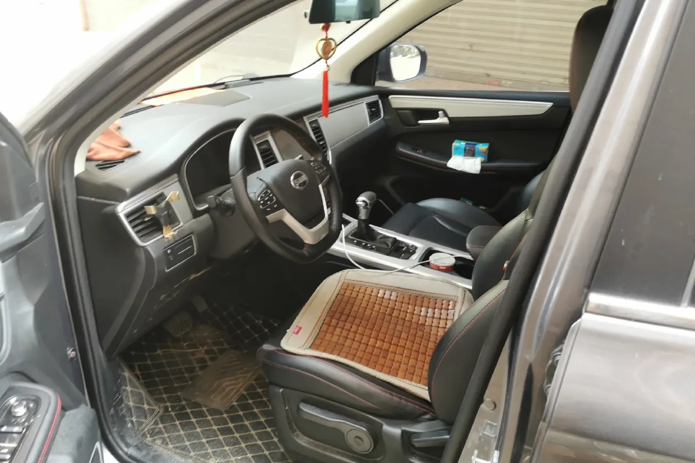 2019 SWM G05 1.5T 156HP L4 6AT,autocango,china used car exporter,china ev exporter,chinese used car exporter,chinese used ev exporter