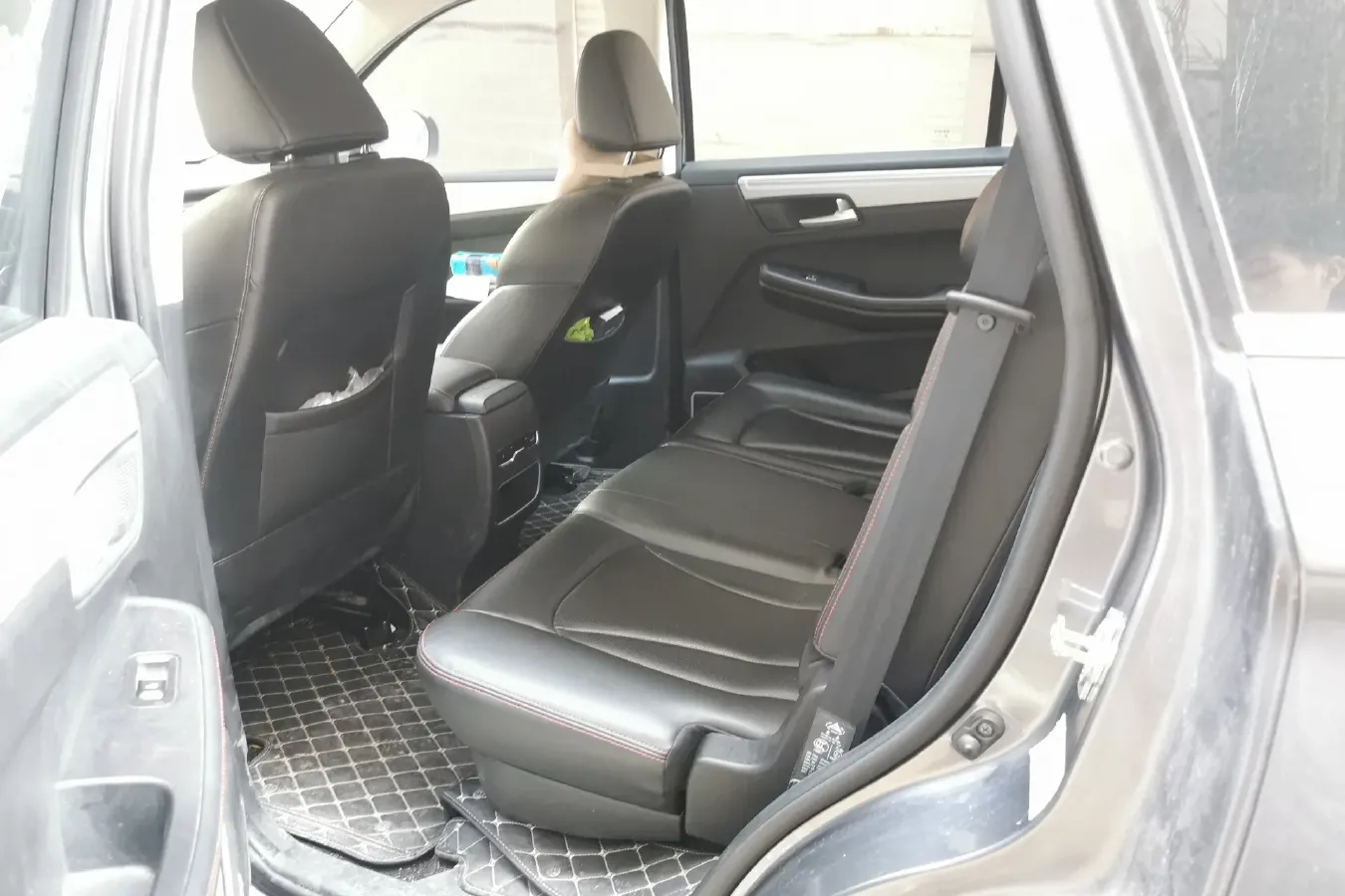 2019 SWM G05 1.5T 156HP L4 6AT,autocango,china used car exporter,china ev exporter,chinese used car exporter,chinese used ev exporter