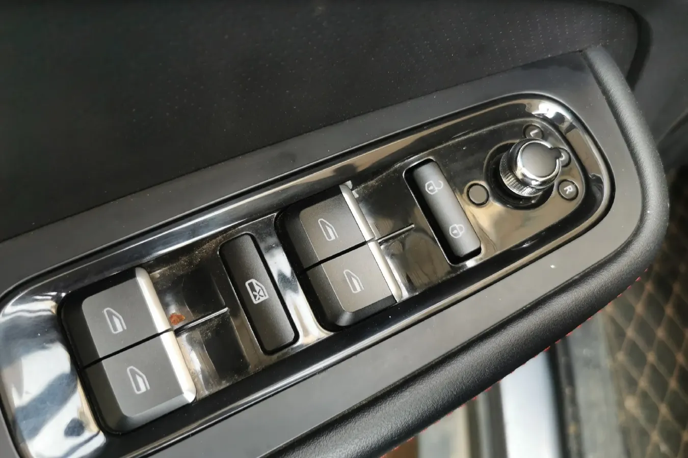 2019 SWM G05 1.5T 156HP L4 6AT,autocango,china used car exporter,china ev exporter,chinese used car exporter,chinese used ev exporter