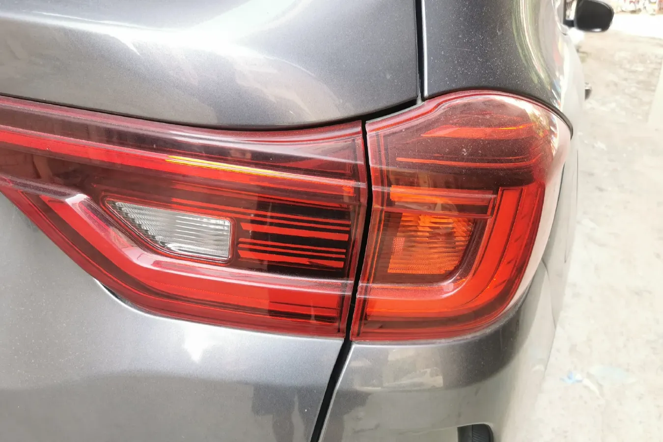 2019 SWM G05 1.5T 156HP L4 6AT,autocango,china used car exporter,china ev exporter,chinese used car exporter,chinese used ev exporter