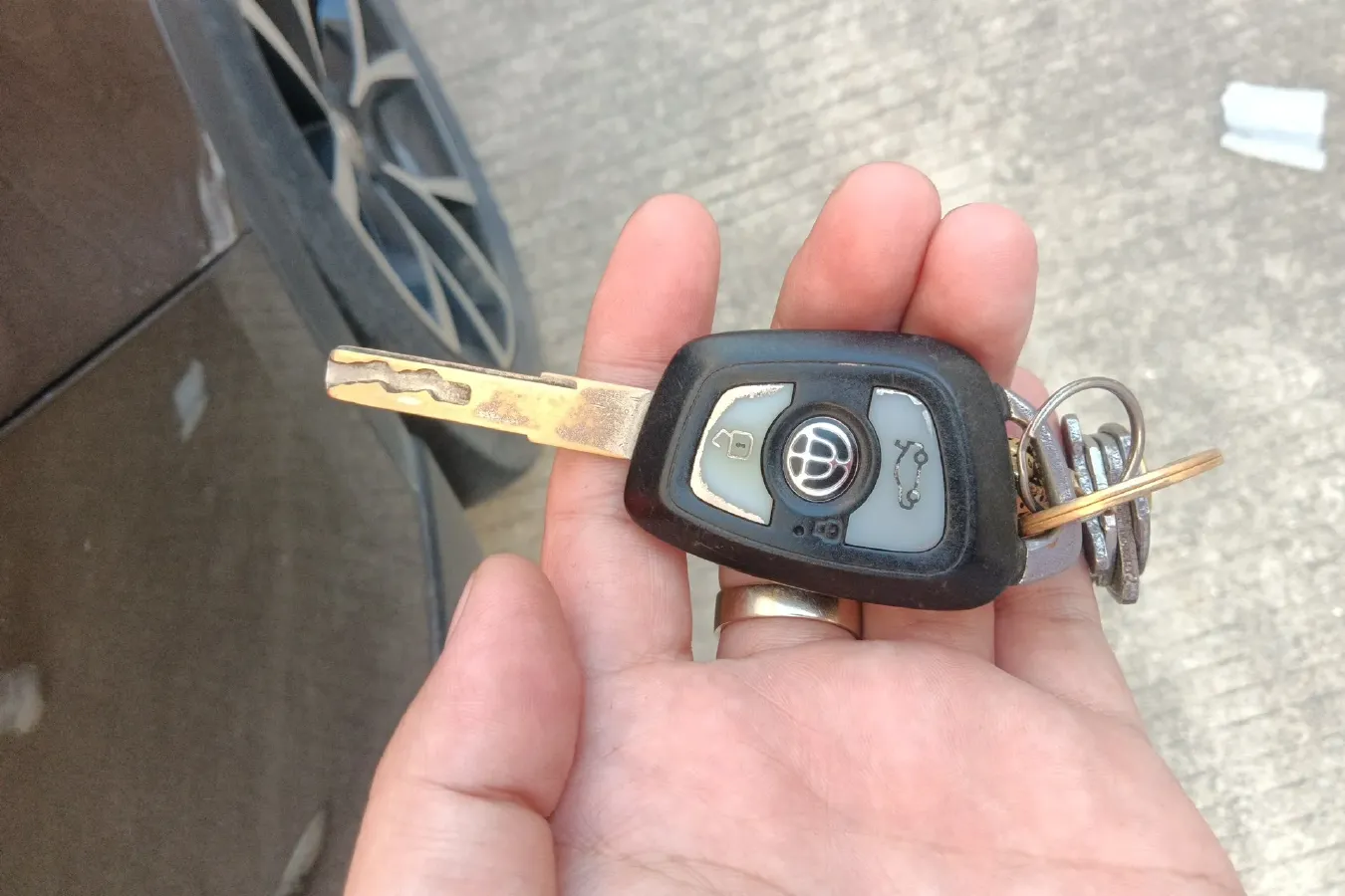 2014 Brilliance Auto V5 1.5T 150HP L4 5AT,autocango,china used car exporter,china ev exporter,chinese used car exporter,chinese used ev exporter