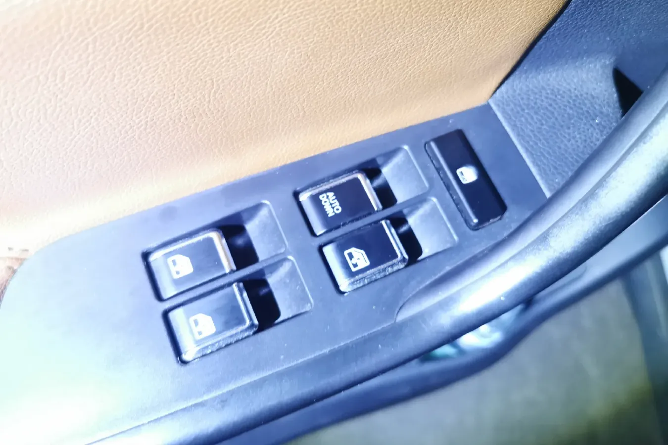 2019 ChangAn Oshan CX70 1.6L 117HP L4 5MT,autocango,china used car exporter,china ev exporter,chinese used car exporter,chinese used ev exporter