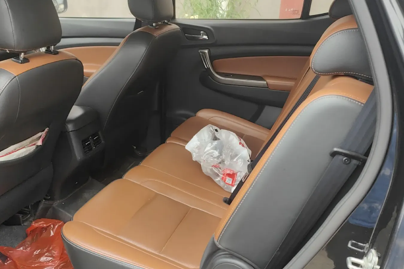 2016 ChangAn Oshan CX70 1.6L 117HP L4 5MT,autocango,china used car exporter,china ev exporter,chinese used car exporter,chinese used ev exporter