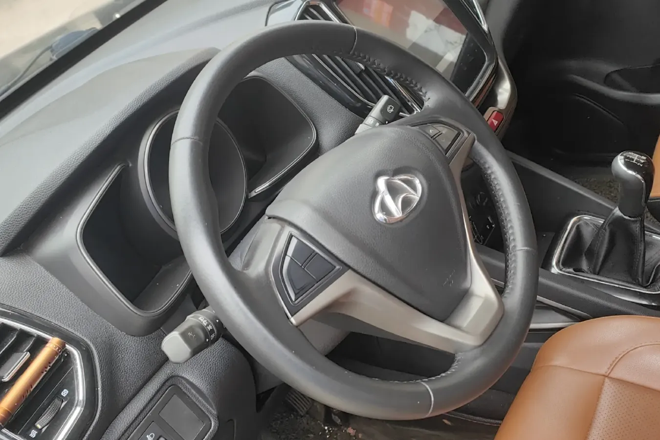 2016 ChangAn Oshan CX70 1.6L 117HP L4 5MT,autocango,china used car exporter,china ev exporter,chinese used car exporter,chinese used ev exporter
