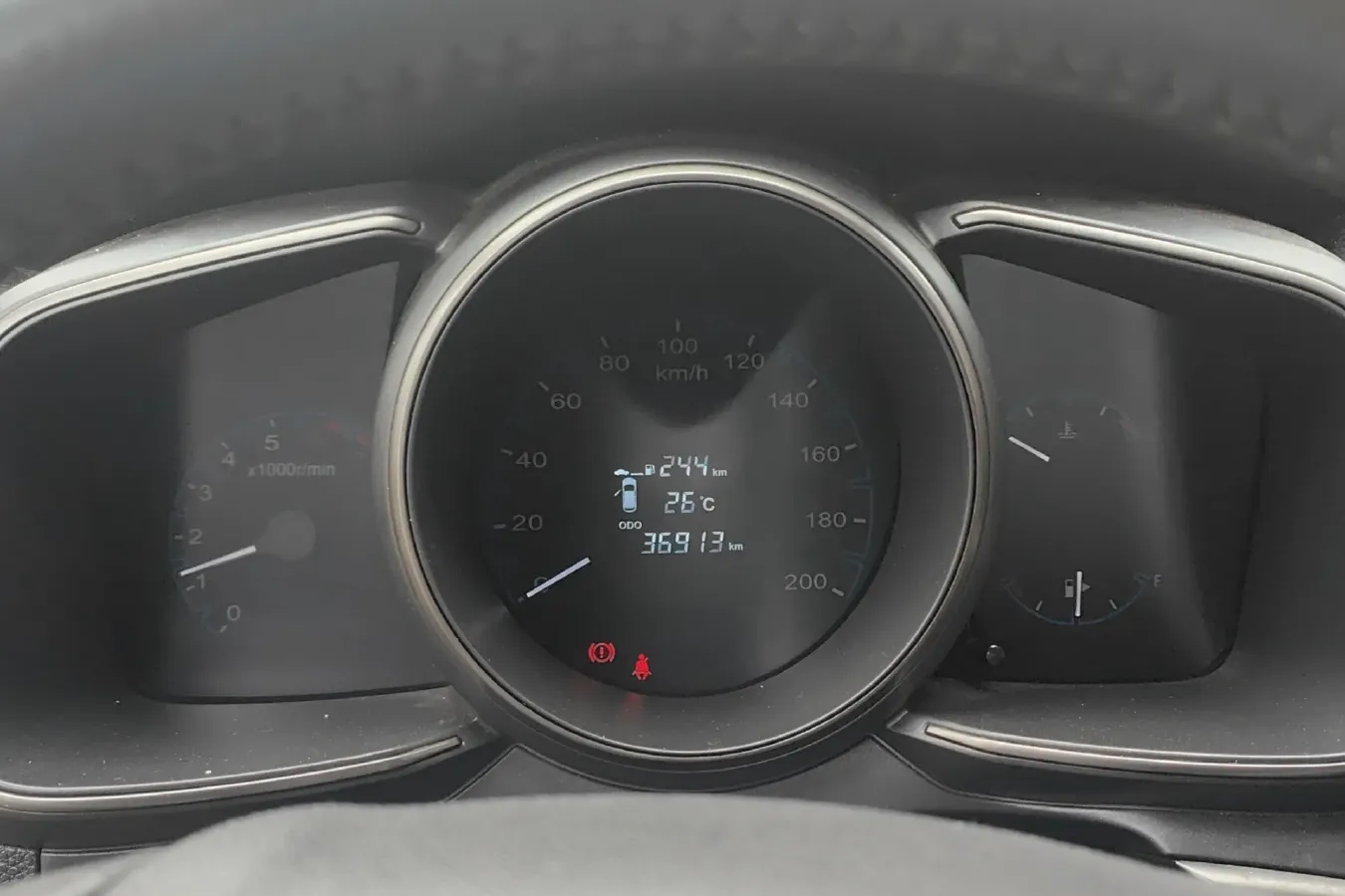 2016 ChangAn Oshan CX70 1.6L 117HP L4 5MT,autocango,china used car exporter,china ev exporter,chinese used car exporter,chinese used ev exporter