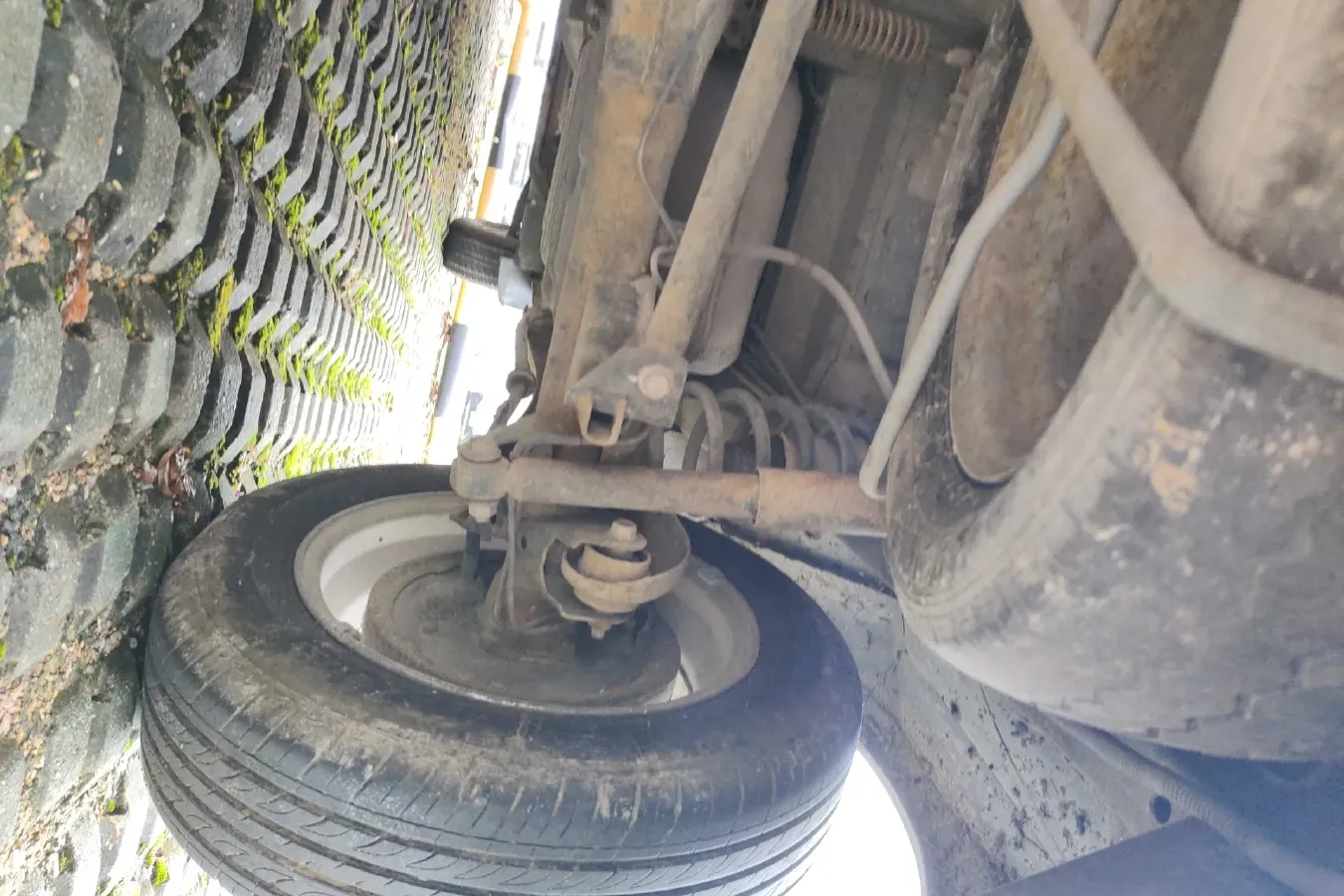 2010 Suzuki Landy 1.2L 95HP L4 5MT,autocango,china used car exporter,china ev exporter,chinese used car exporter,chinese used ev exporter