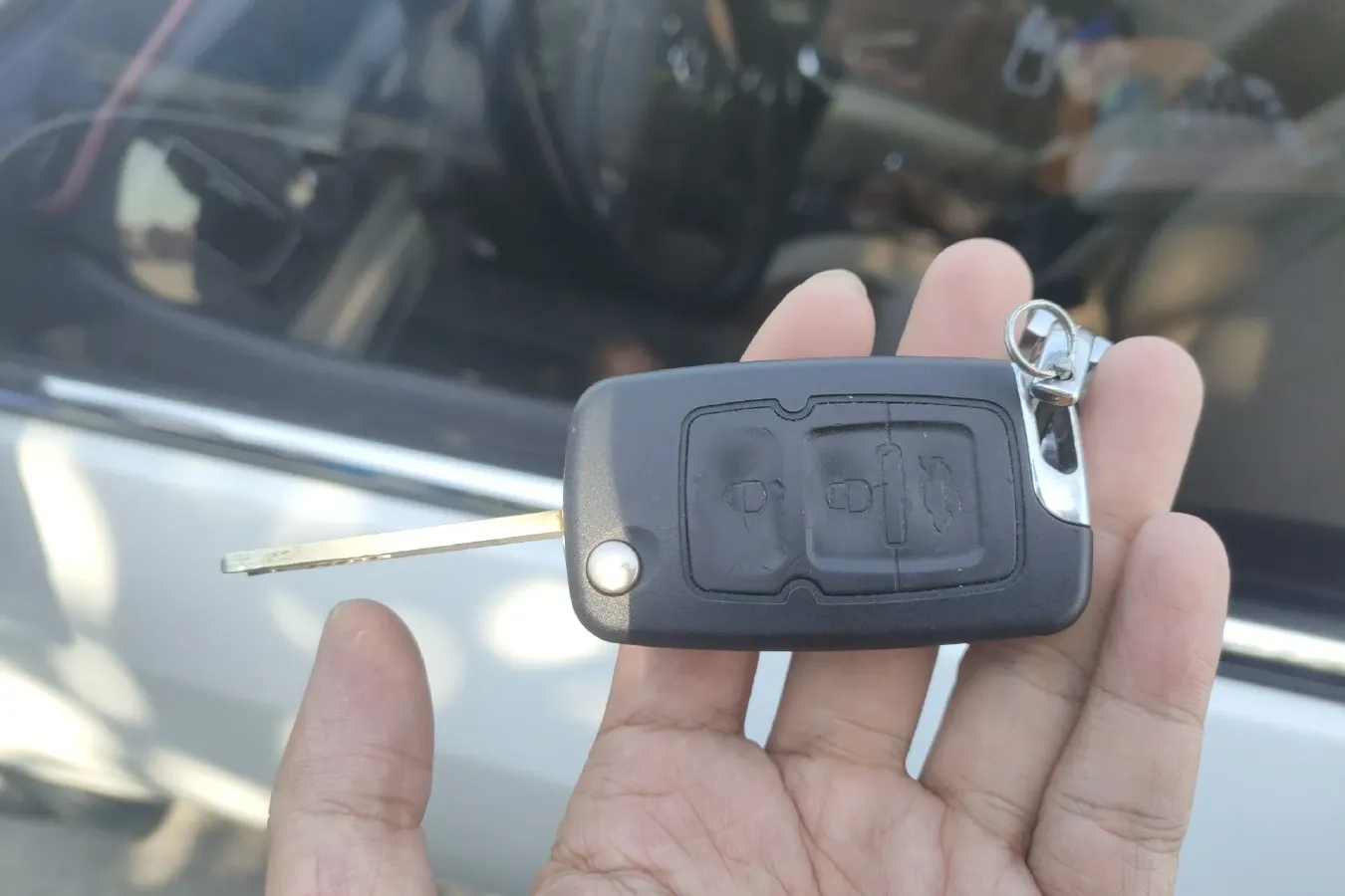 2013 Geely GC7 1.5L 109HP L4 5MT,autocango,china used car exporter,china ev exporter,chinese used car exporter,chinese used ev exporter