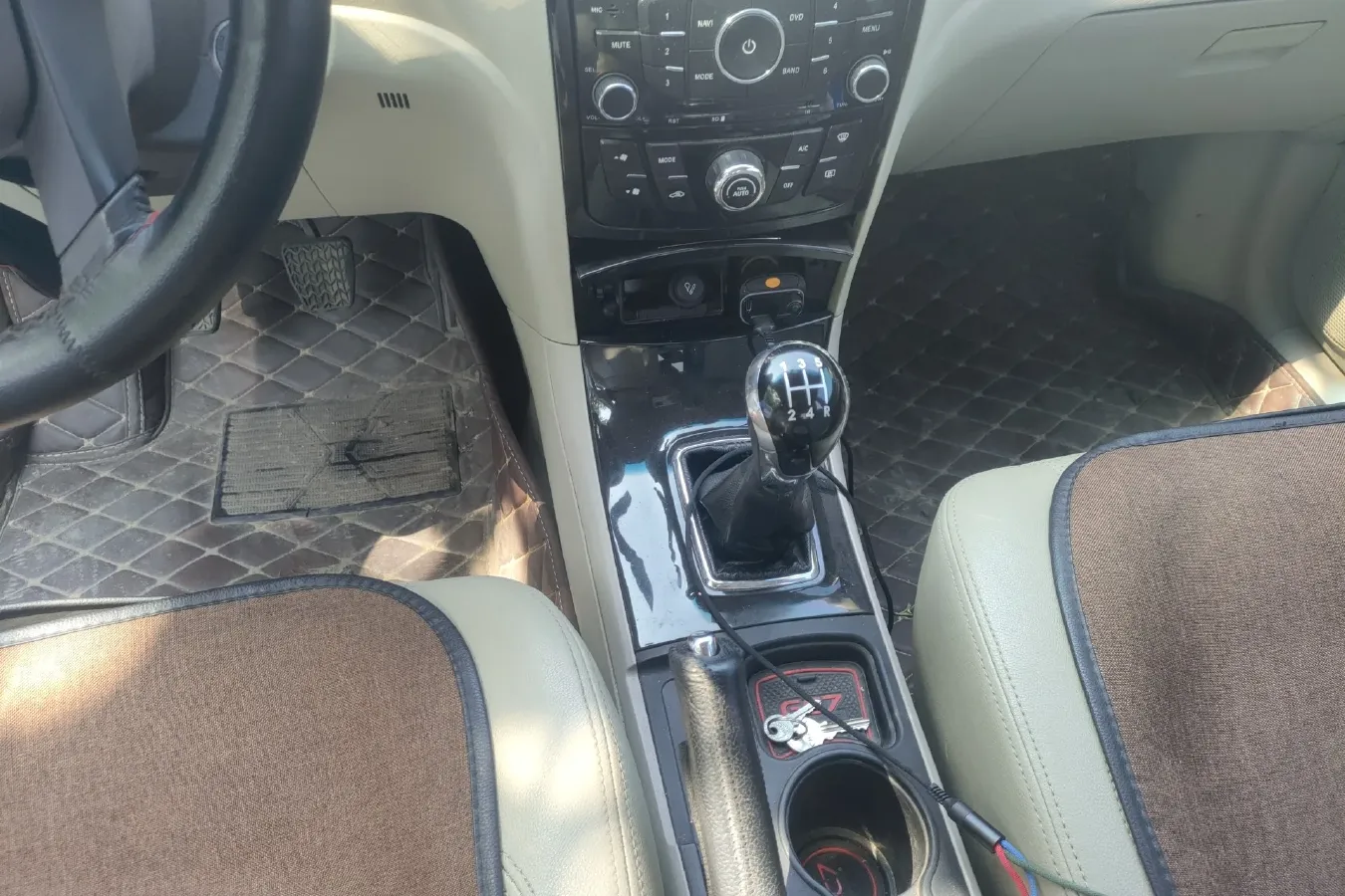 2013 Geely GC7 1.5L 109HP L4 5MT,autocango,china used car exporter,china ev exporter,chinese used car exporter,chinese used ev exporter