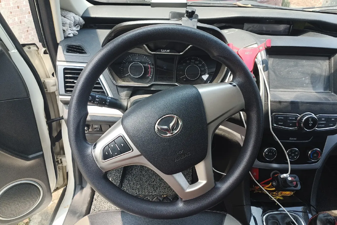 2015 BAIC Hyosow H3 1.5L 113HP L4 5MT,autocango,china used car exporter,china ev exporter,chinese used car exporter,chinese used ev exporter