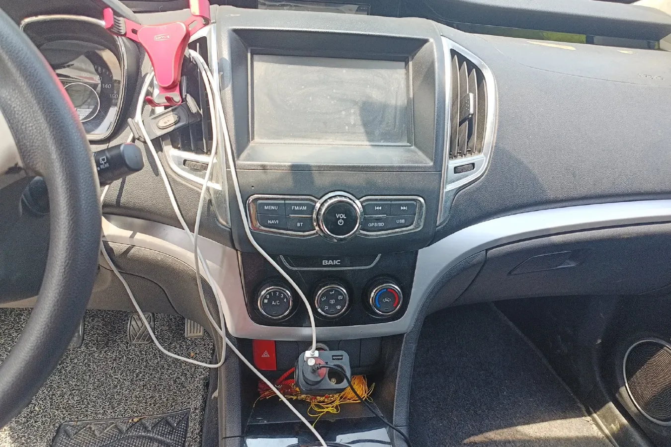 2015 BAIC Hyosow H3 1.5L 113HP L4 5MT,autocango,china used car exporter,china ev exporter,chinese used car exporter,chinese used ev exporter