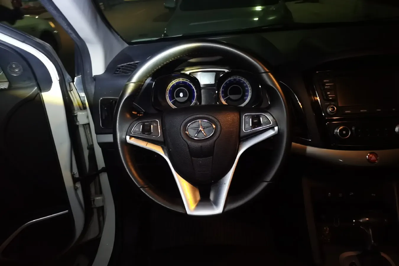 2015 JAC Refine S5 1.5T 174HP L4 6DCT,autocango,china used car exporter,china ev exporter,chinese used car exporter,chinese used ev exporter