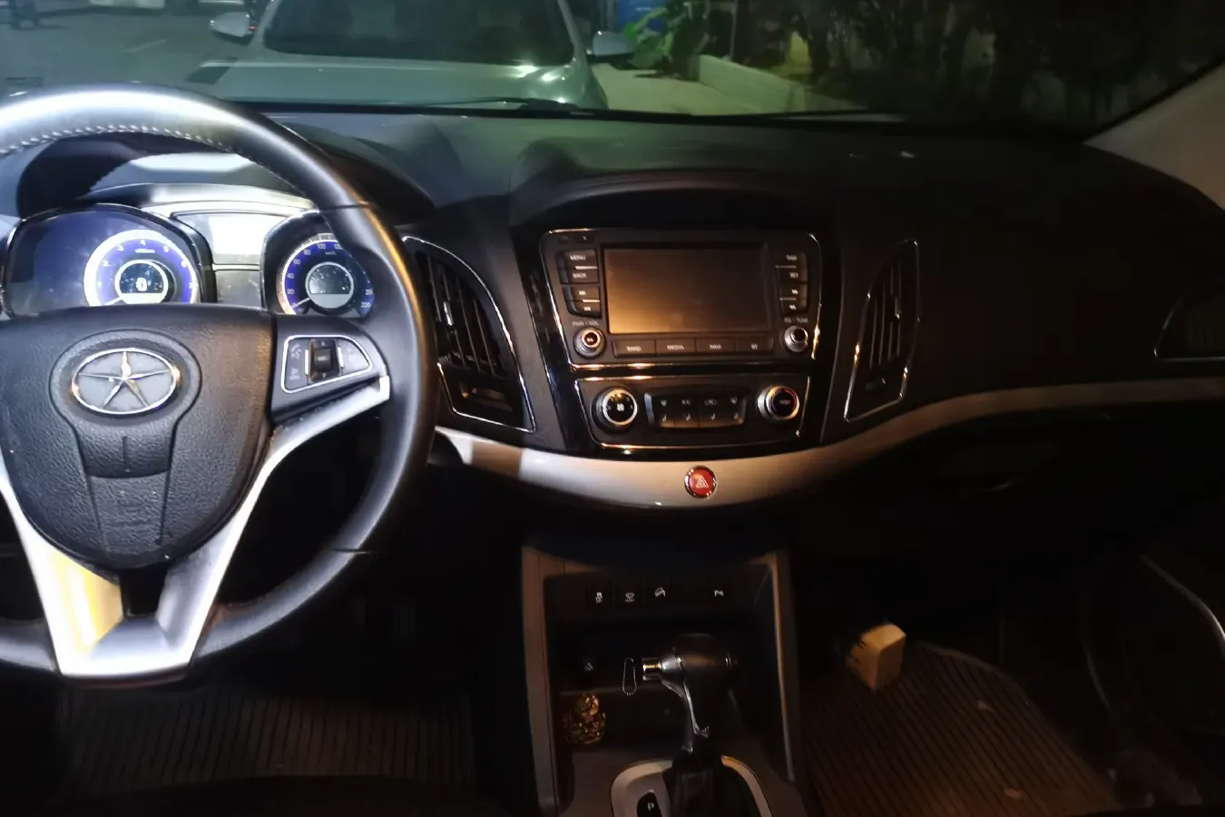 2015 JAC Refine S5 1.5T 174HP L4 6DCT,autocango,china used car exporter,china ev exporter,chinese used car exporter,chinese used ev exporter