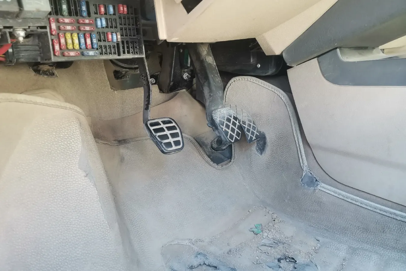 2008 Volkswagen Santana Vista 1.8L 101HP L4 5MT,autocango,china used car exporter,china ev exporter,chinese used car exporter,chinese used ev exporter