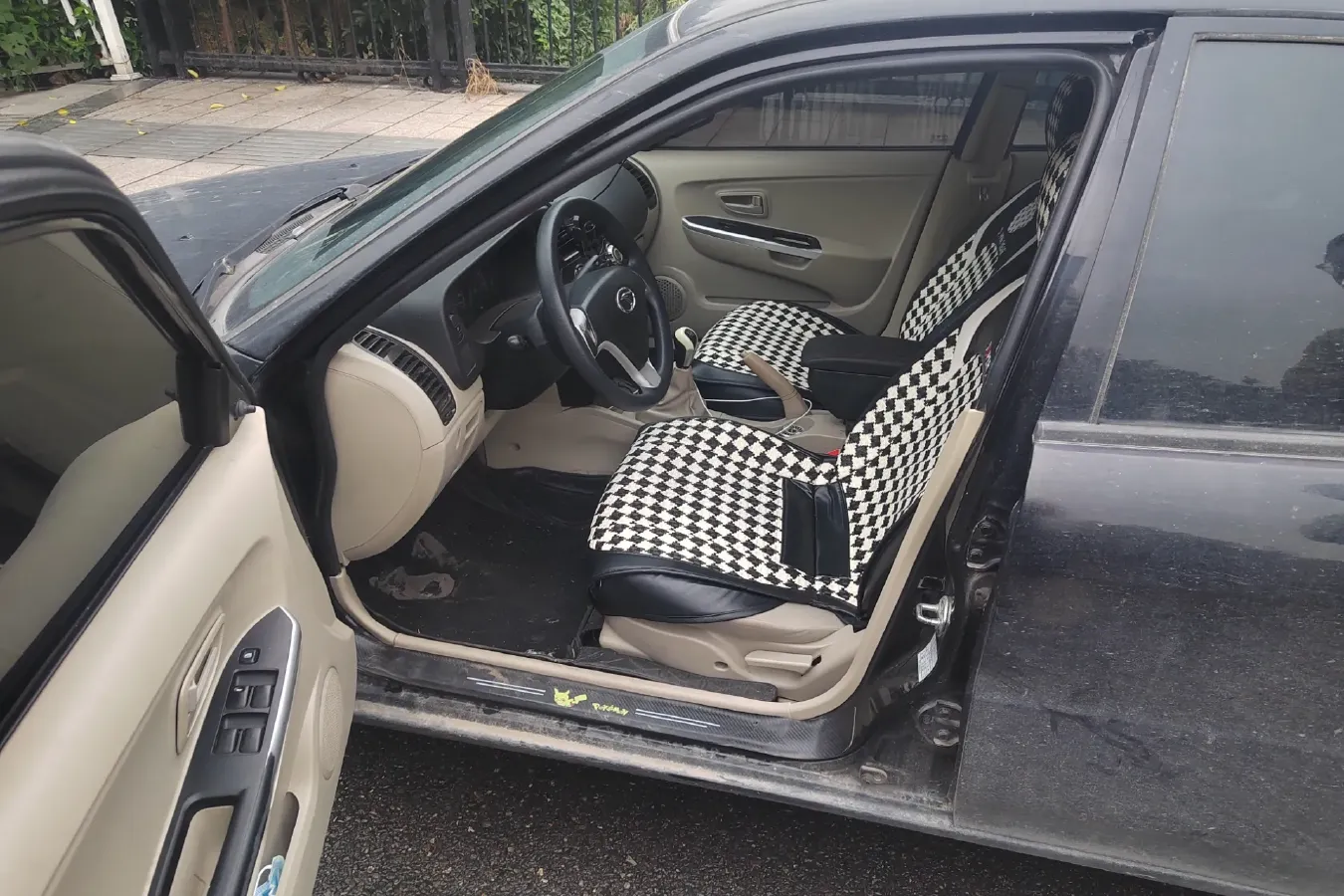 2014 Soueast V3 1.5L 120HP L4 5MT,autocango,china used car exporter,china ev exporter,chinese used car exporter,chinese used ev exporter