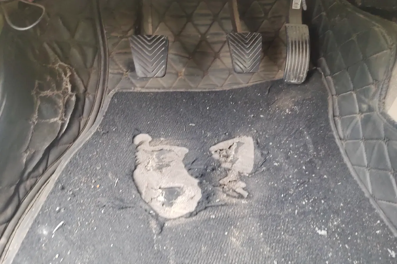 2014 Soueast V3 1.5L 120HP L4 5MT,autocango,china used car exporter,china ev exporter,chinese used car exporter,chinese used ev exporter