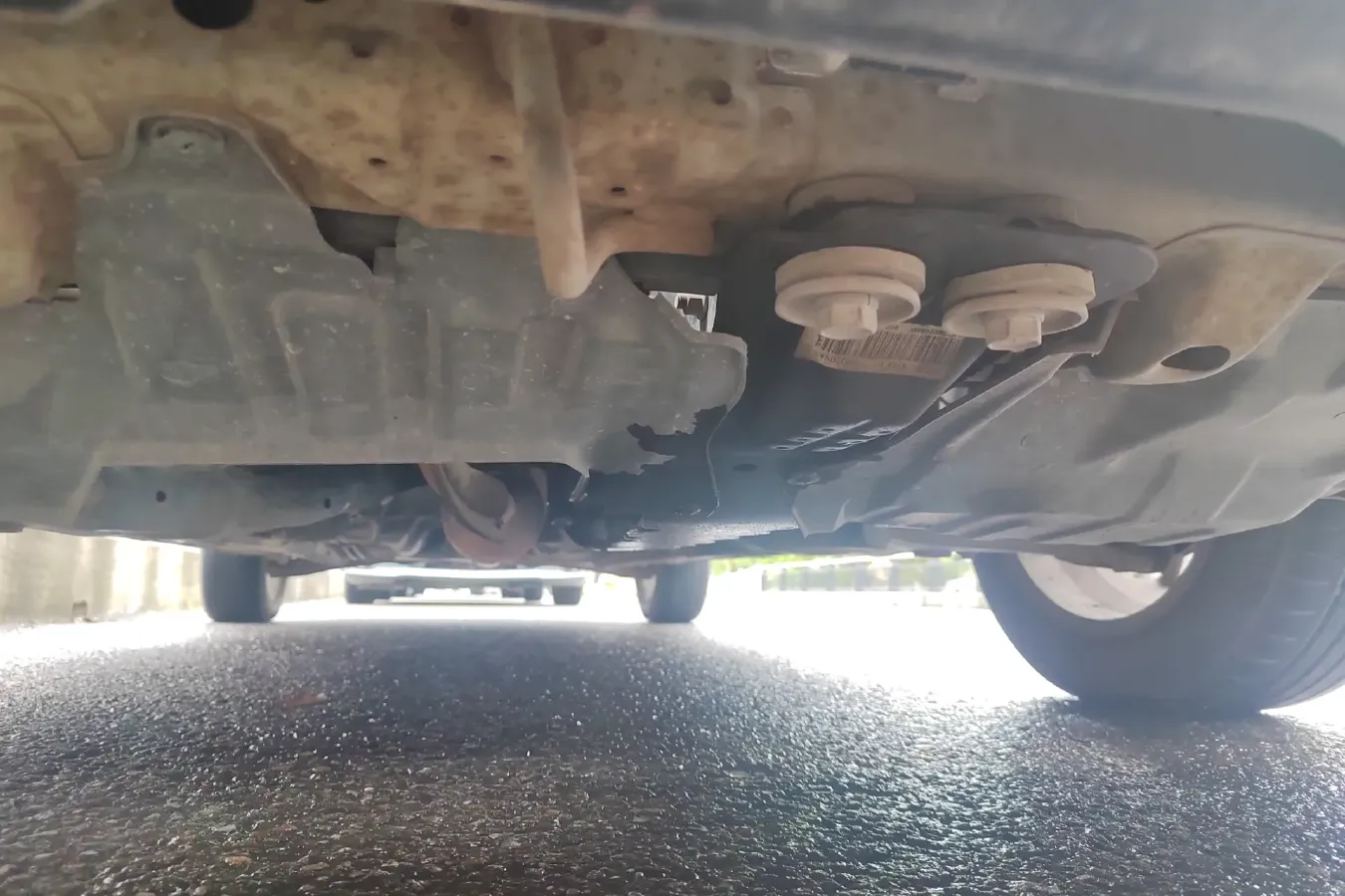 2014 Soueast V3 1.5L 120HP L4 5MT,autocango,china used car exporter,china ev exporter,chinese used car exporter,chinese used ev exporter