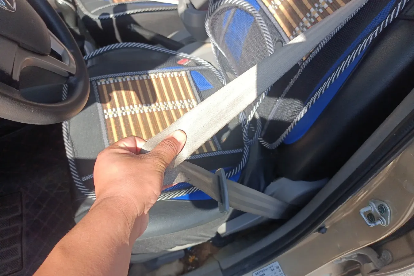 2013 BAIC WeiWang M20 1.5L 106HP L4 5MT,autocango,china used car exporter,china ev exporter,chinese used car exporter,chinese used ev exporter