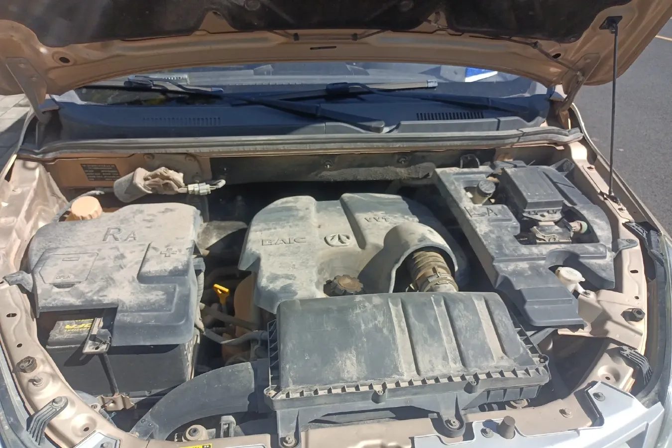 2013 BAIC WeiWang M20 1.5L 106HP L4 5MT,autocango,china used car exporter,china ev exporter,chinese used car exporter,chinese used ev exporter